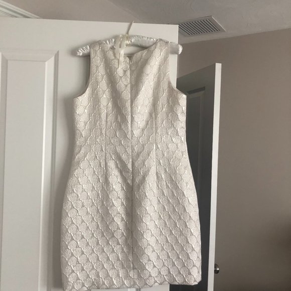 Eliza J  Off-white  and Gold dress Size 6P - Picture 2 of 3